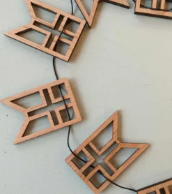 Flagranke i Egetræ med 10 flag