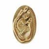 I Guds hånd: Bronze-amulet