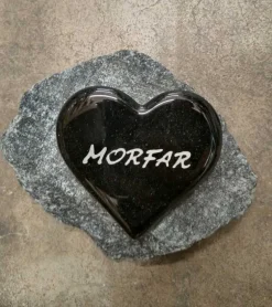 MORFAR, Sort Glashjerte På Granitsten