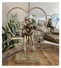 Skulptur, Par siddende i hjerte, 31 cm